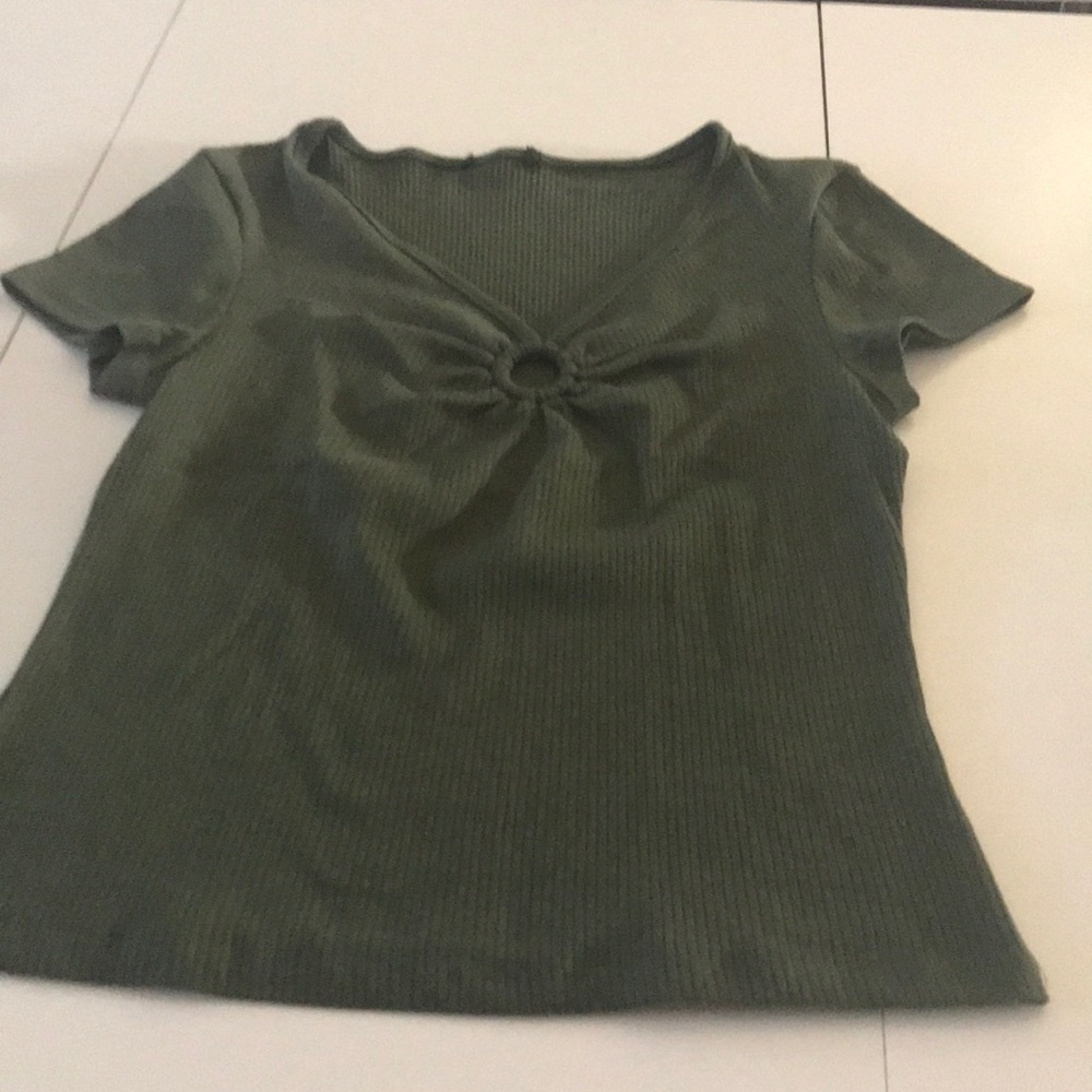 Medium Shirt 🍀